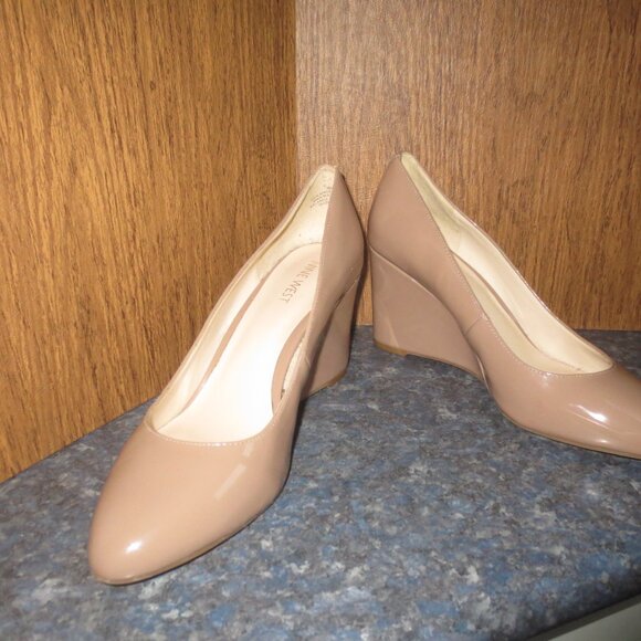 New Old Stock Nine West Jessa Wedge Pumps - Size 8.5M. - Picture 7 of 15
